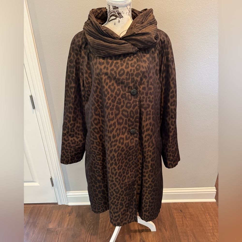 Animal Print All Weather Trench Coat Size XL - Picture 2 of 11